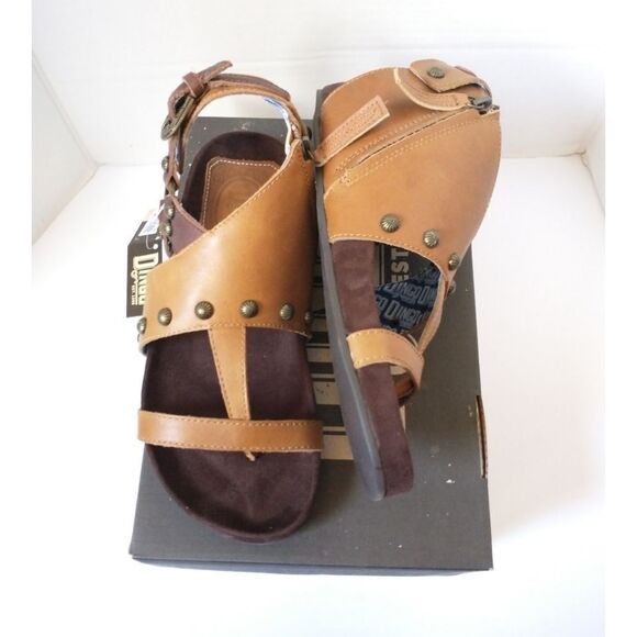 New! DINGO Sage Brush Women's Sandals Studded Open-Toe Flat Sandals Size 8.5 - Picture 3 of 5